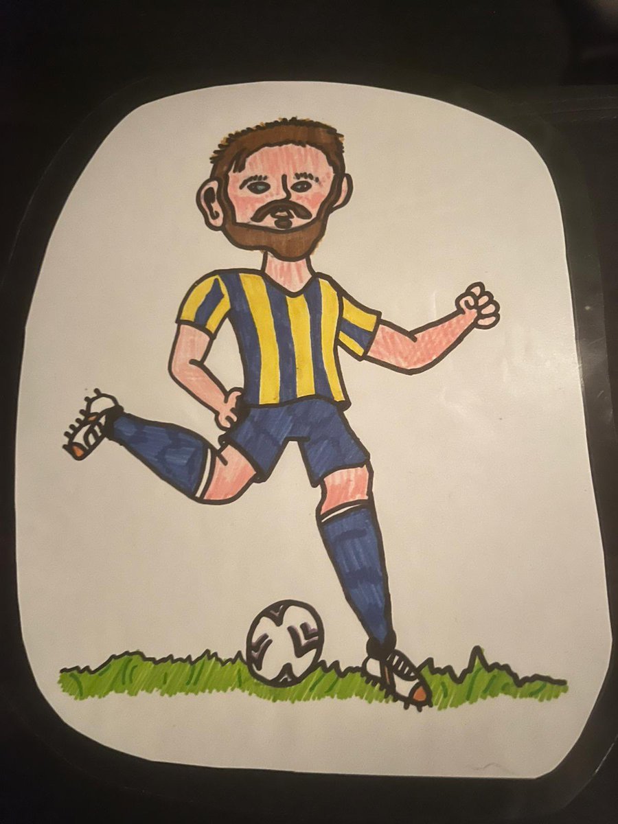 officialKLtown's tweet image. 🎨 @KyleMc4 is on the lookout for the young lad who gave him this picture as he has a surprise for him!

Contact us if you know more. 💬