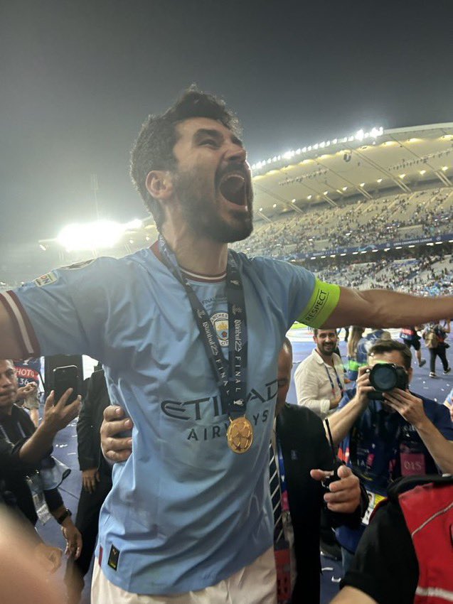 Arsenal tried to sign Gundogan, he turned them down immediately and personally reached out to man city. Proper City legend ! 🩵