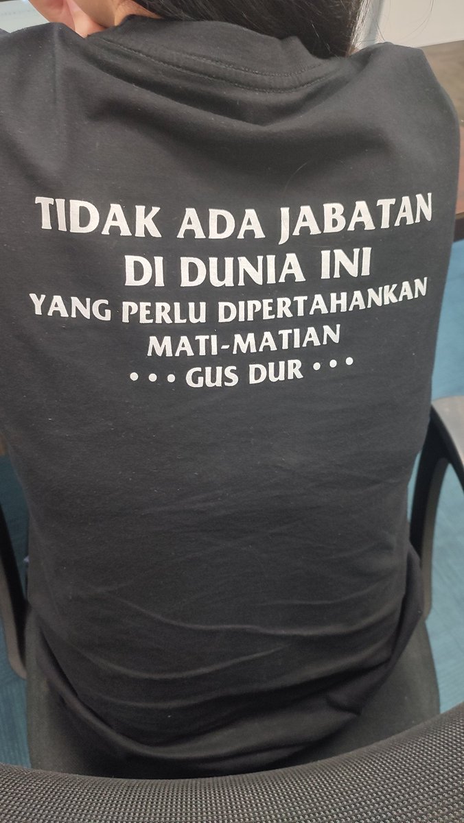 mental_sehat's tweet photo. Berduka untuk matinya demokrasi. Darurat!!!!
Kesehatan mental rakyat Indonesia dipertaruhkan

#sehatmental
#mentalsehat https://t.co/5bnhMAyuY1