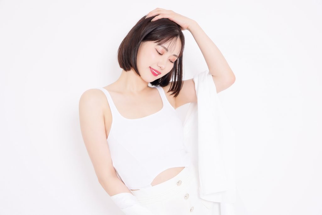 Make me UP!
⁡
8月のカバーモデル #美谷朱音 さんと
バーガンディを使用したメイクに挑戦💄

目元から唇にかけてのグラデーションがオシャレなカラーメイクです🍷
⁡
記事はこちら📱
https://t.co/hQjCo7HJmn
⁡
@akari_mitani17 https://t.co/krugno1daR