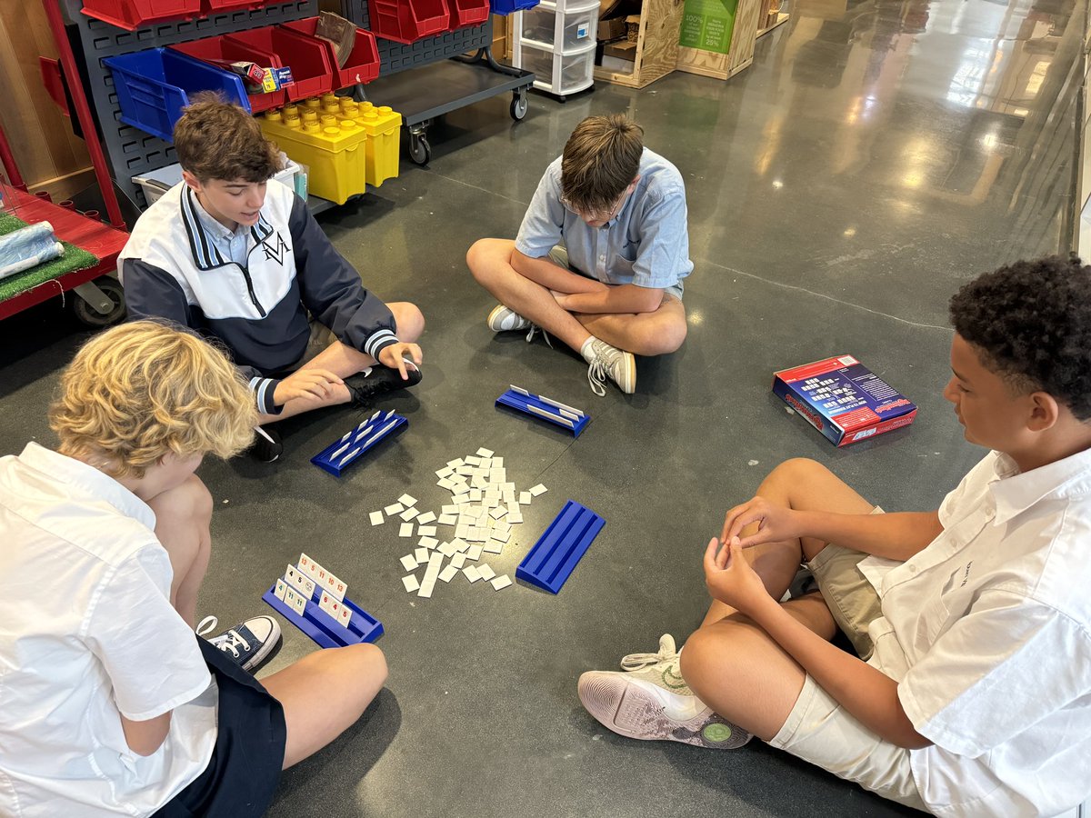 hannon_leah23's tweet photo. Balancing freedom and responsibility in GTD looks like prioritizing work with friends or taking a break with friends. #grade8 #mvmiddle @TheMVSchool https://t.co/LeFYGZLhhZ