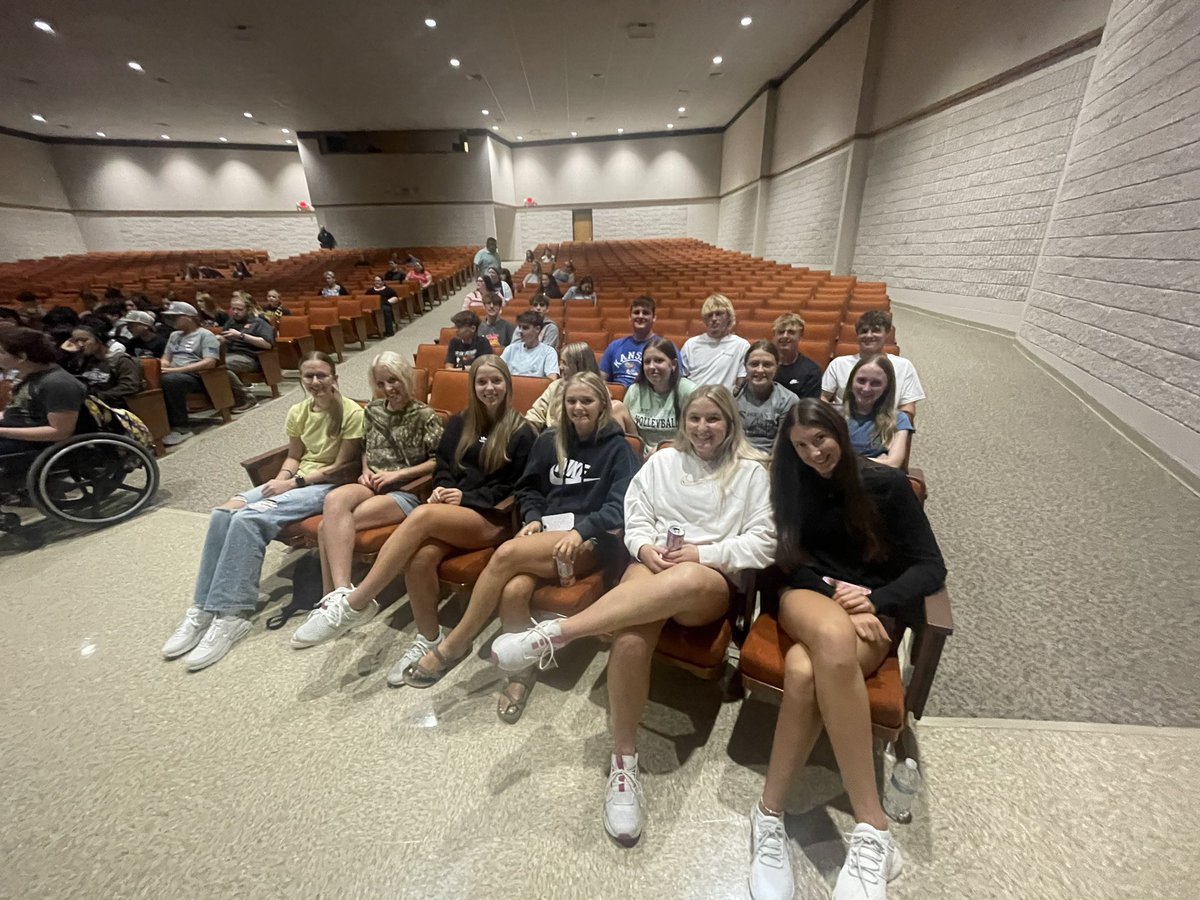 Holcomb High School All In tweet media