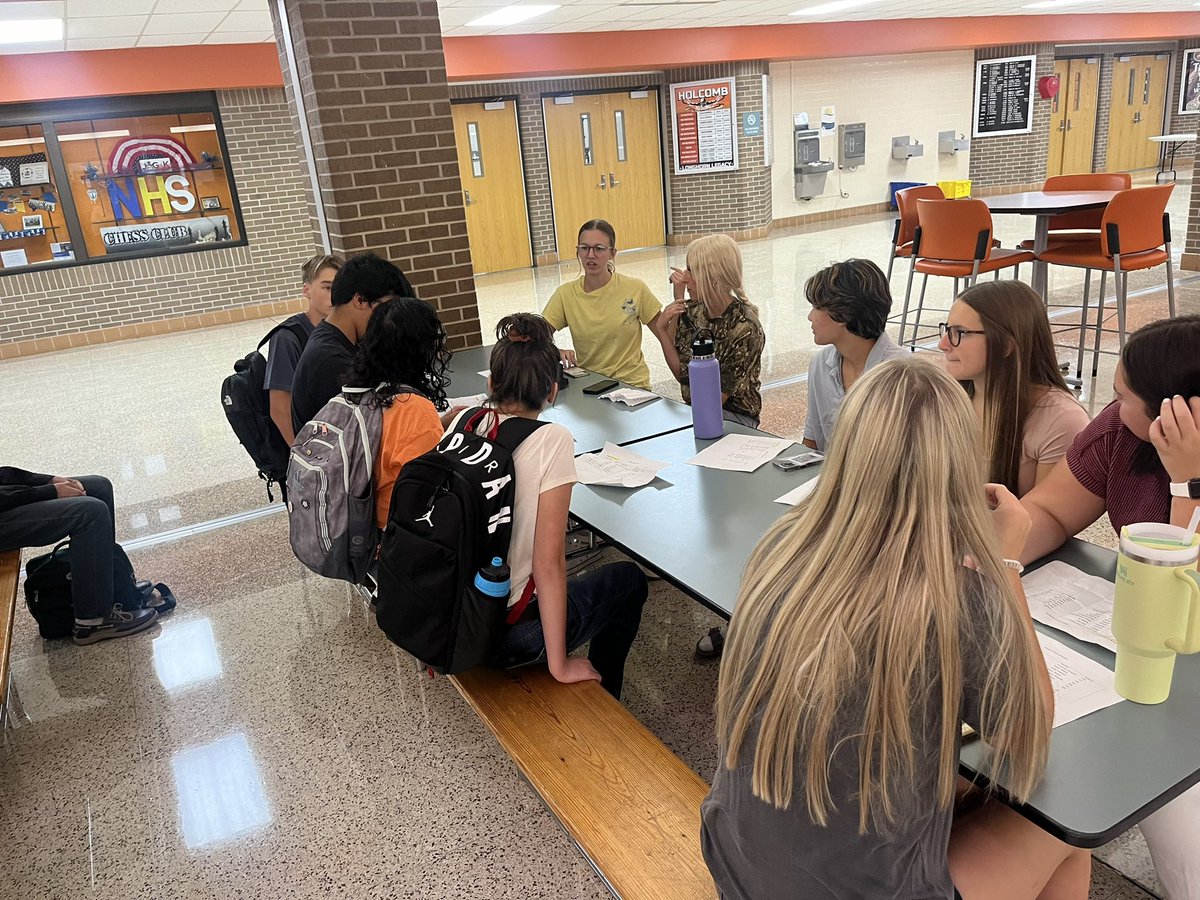 Holcomb High School All In tweet media