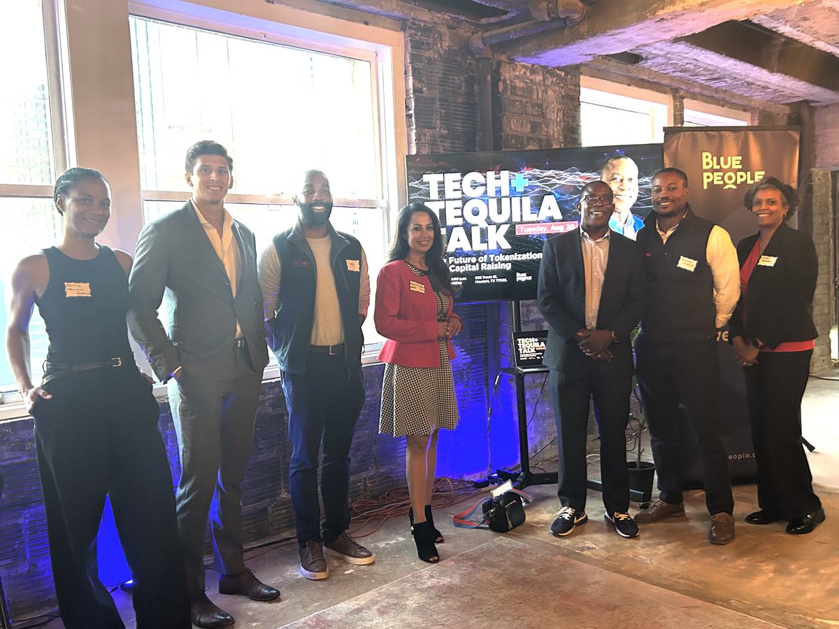 apartmentpro's tweet photo. The @RedSwanCRE team showed up at the #TechandTequila Talk yesterday day evening where I spoke to a great group on the benefits of #tokenization. Thanks to @_BluePeopleMX for the great turnout and tequila! https://t.co/V0kX4Ljvf2