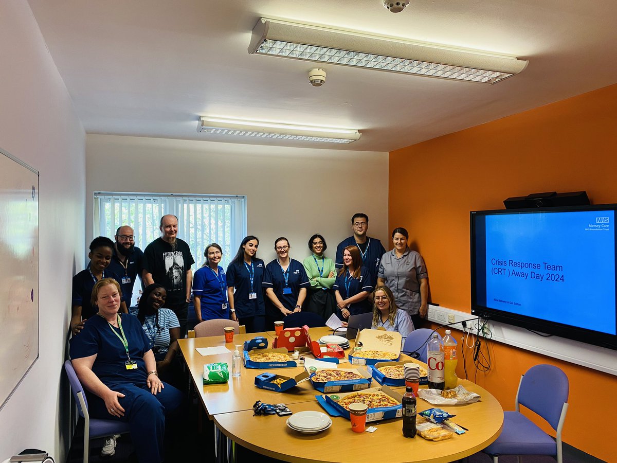 CYPMHS Response Team away day , celebrating 12 months since the launch of the 24/7 model with a well deserved shared lunch, time to reflect and reset some priorities 🙌  well done team !