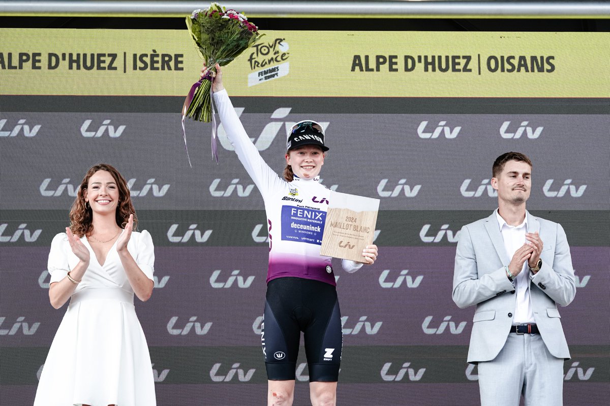 Le Tour de France Femmes avec Zwift (@letourfemmes) on Twitter photo 🤍 RT & follow for the chance to win the White Jersey signed by 🇳🇱 Puck Pieterse after stage 8, with <a href="/SANTINI_SMS/">Santini Cycling</a>
🤍 RT & follow pour tenter de gagner le Maillot Blanc signé par 🇳🇱Puck Pieterse après la dernière étape, avec <a href="/SANTINI_SMS/">Santini Cycling</a>
#TDFF2024 l #WatchTheFemmes l <a href="/GoZwift/">Zwift</a> 🤍 RT & follow for the chance to win the White Jersey signed by 🇳🇱 Puck Pieterse after stage 8, with <a href="/SANTINI_SMS/">Santini Cycling</a>
🤍 RT & follow pour tenter de gagner le Maillot Blanc signé par 🇳🇱Puck Pieterse après la dernière étape, avec <a href="/SANTINI_SMS/">Santini Cycling</a>
#TDFF2024 l #WatchTheFemmes l <a href="/GoZwift/">Zwift</a>
