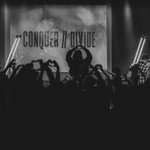 Photo by Sam (@samdivides)