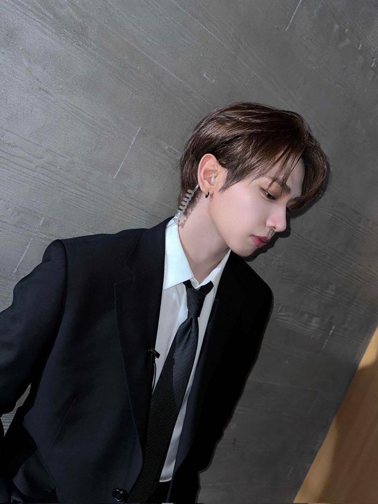 matwsuno's tweet photo. mon amour, myung jaehyun sweet child of mine, you’re divine. https://t.co/SpRsAq75jn