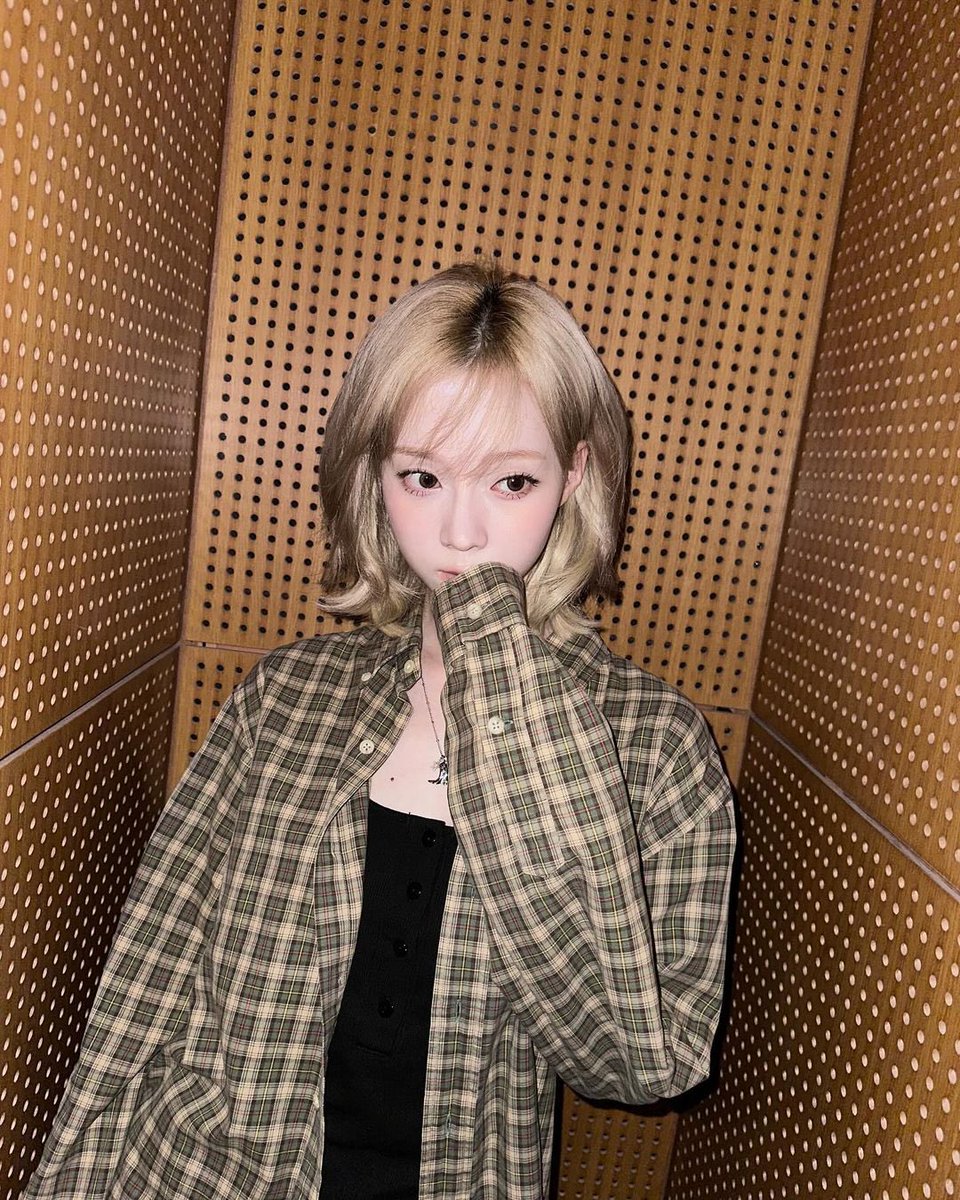 Trapped in a box, but make it sassy