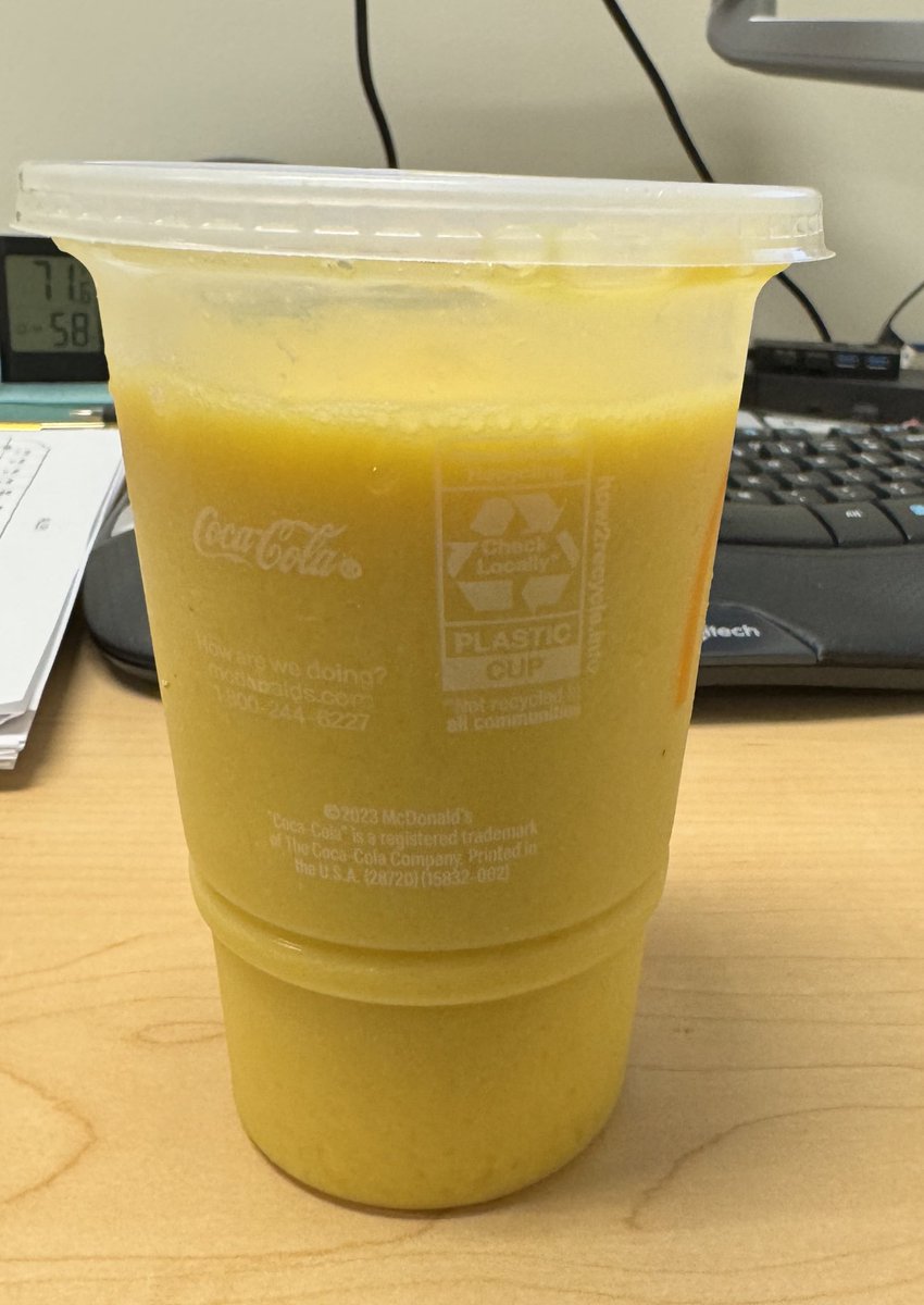 sonicsalli's tweet photo. @McDonalds I started ordering the M smoothie because the L was never filled, now you’re not filling the M either?!  What am I paying for??? https://t.co/UyRPJ2BxKE