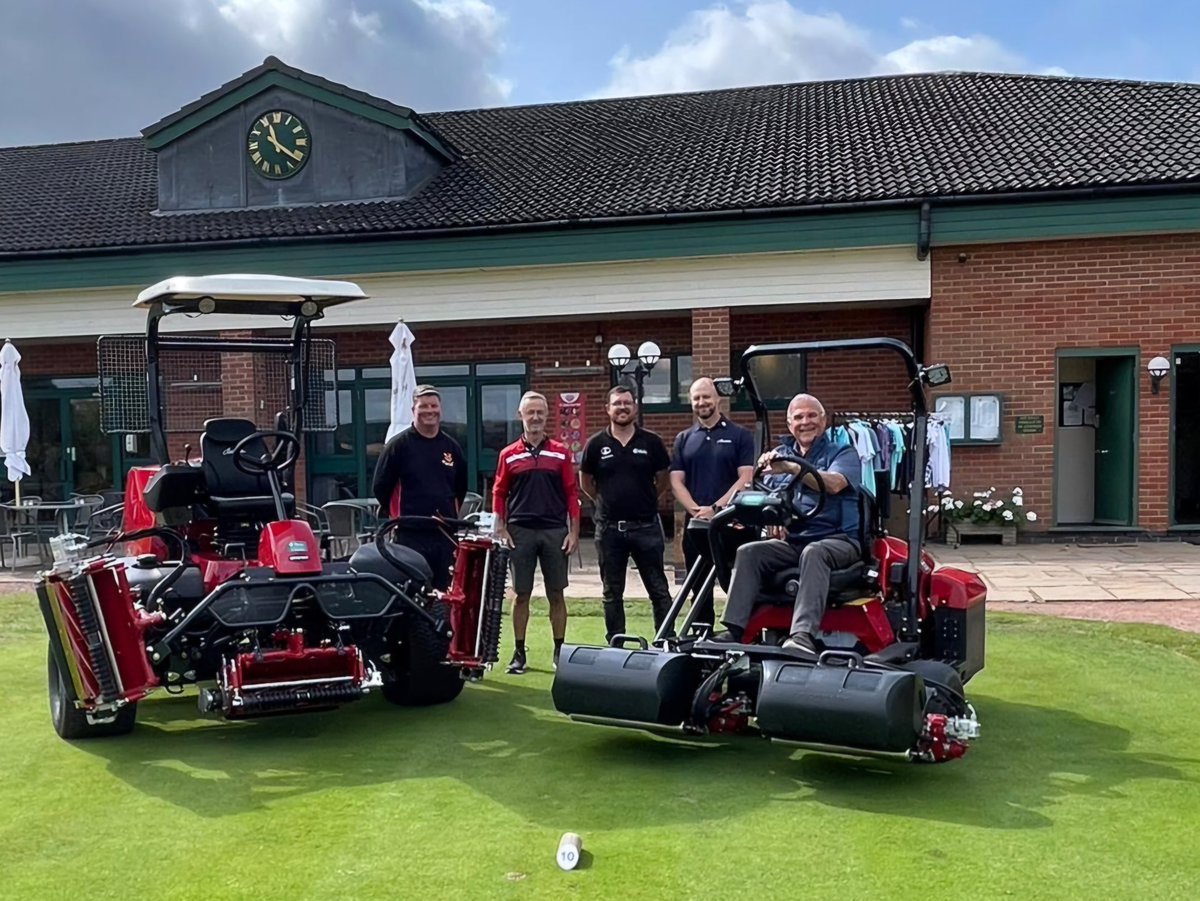 Wayne Mulrooney (@w83mulrooney) on Twitter photo Absolutely over the moon to take delivery of these 2 amazing machines from <a href="/Huntsmowers/">Hunts Engineering Ltd</a> <a href="/baronessuk/">Baronessuk</a> Thanks to <a href="/CandBGolfClub/">C&BGC</a> for the commitment to upgrade the ageing fleet I currently have Thanks to <a href="/Huntsrich1/">Richard Lucas</a> & <a href="/LukeC1980/">Luke Collins</a> for a great service and help getting these machines 👍 Absolutely over the moon to take delivery of these 2 amazing machines from <a href="/Huntsmowers/">Hunts Engineering Ltd</a> <a href="/baronessuk/">Baronessuk</a> Thanks to <a href="/CandBGolfClub/">C&BGC</a> for the commitment to upgrade the ageing fleet I currently have Thanks to <a href="/Huntsrich1/">Richard Lucas</a> & <a href="/LukeC1980/">Luke Collins</a> for a great service and help getting these machines 👍