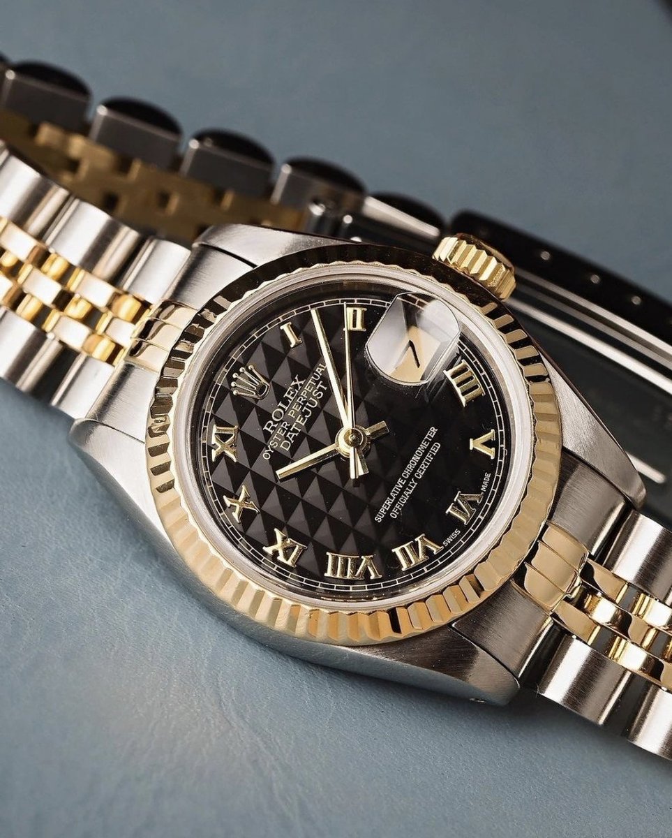 GlobalWatchClub's tweet image. Rolex Pyramid Dial Datejust Ref. 69173 

Have you ever seen this dial before? 👇