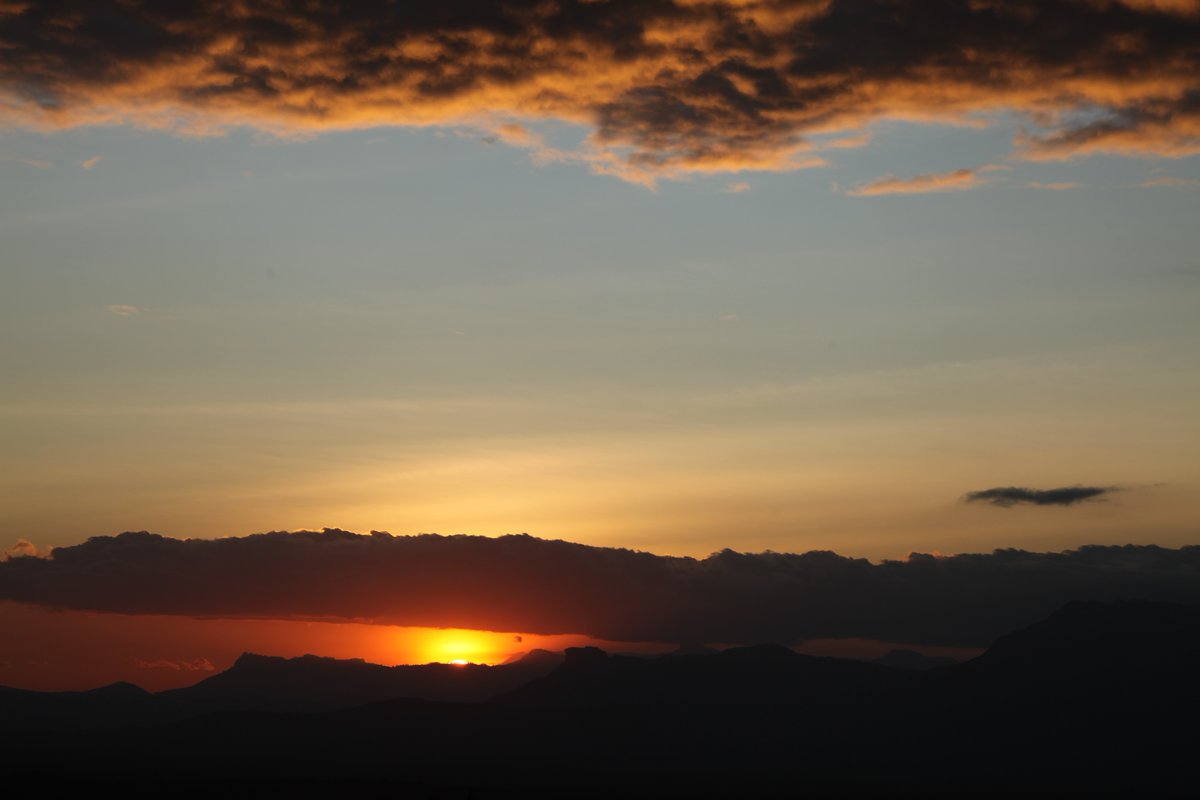 As the sun sets on another year of UK travel, we're thankful for all our amazing travellers! 🌍 They've embraced projects, learned from local cultures and made an undeniable impact! 🙌 We can't wait to hear about everyone's amazing memories! ❤️ #campsinternational #campseffect