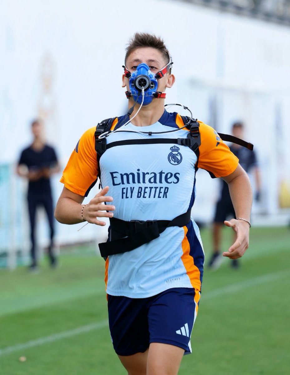 MadridXtra's tweet photo. Arda Güler 🤿 https://t.co/ZkhBCBdRjj