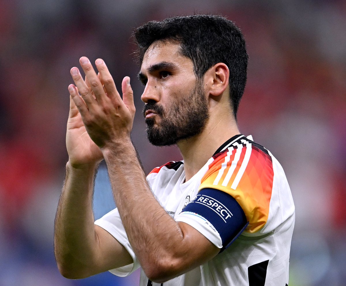🔵🔴👋🏻 Ilkay Gündogan has said goodbye to all his Barça teammates this morning while clubs are completing all the documents.

Gündogan has accepted to leave on free transfer; he’ll NOT receive two-year salary remaining on his Barça contract.

Man City, set to welcome him back. 🛩️