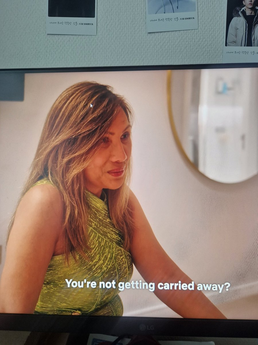 LeConqueress's tweet photo. Jasmine's mom is intense but honestly she is just looking out for her daughter. It is important to vet your child's partner out especially if they met through LIB.

I don't blame her for being real to Bobby. This has been the most real interaction in the show.

Love is blind UK https://t.co/V2ERe54XVI
