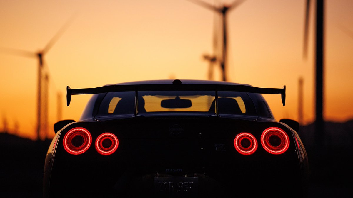 GT-R NISMO 🤝 GT-R T-spec

 Who would you be riding off into the sunset with? 🌅👇 

<a href="/Nissan/">Nissan</a> #NissanGTR
