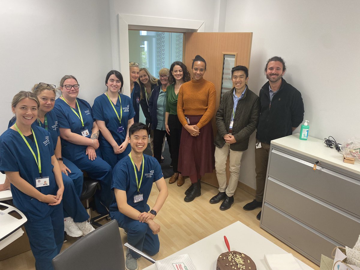 Best of luck to Amarachi on her wedding next week ! A pre wedding munch with donuts and cake !💍
<a href="/mndsmart/">MND-SMART</a> <a href="/AnneRowlClinic/">Anne Rowling Regenerative Neurology Clinic</a>