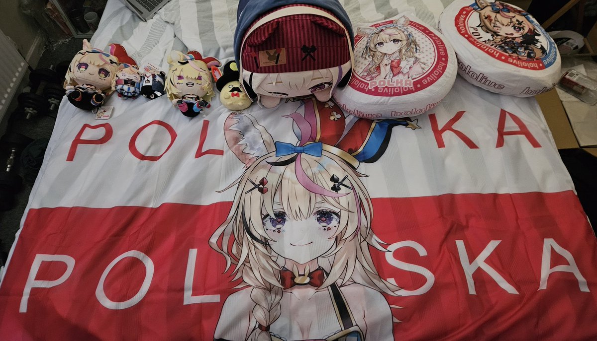 Luyo 🎪 tweet media