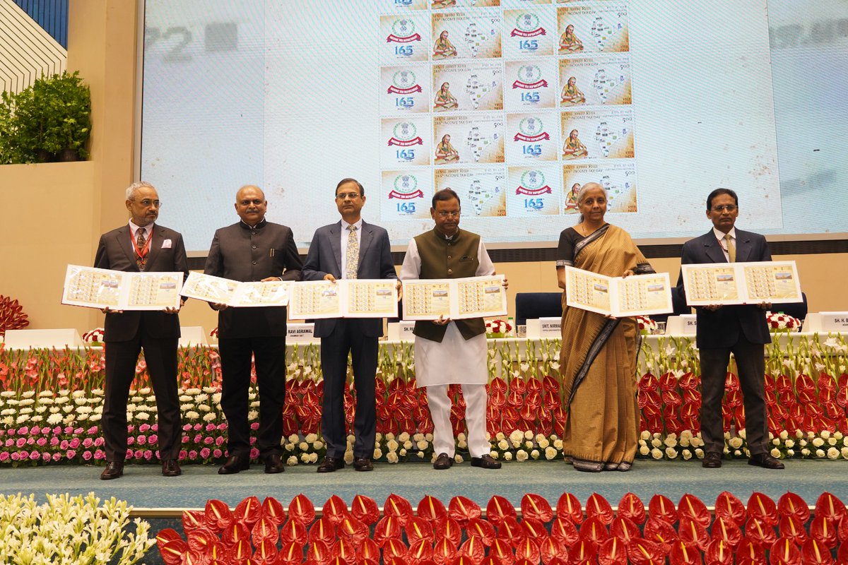 Income Tax India tweet media