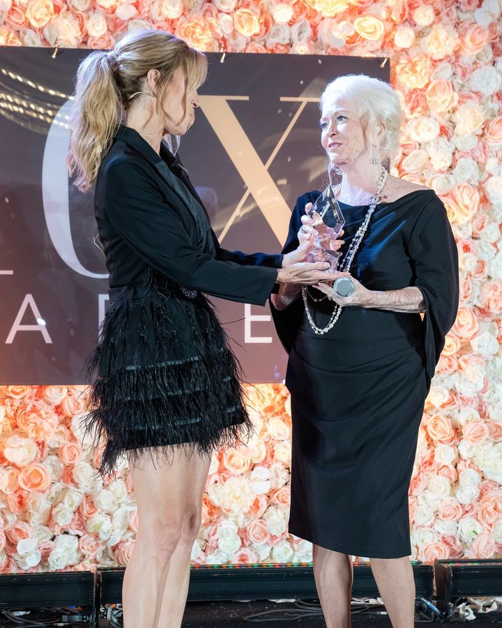 Elena Cardone tweet media