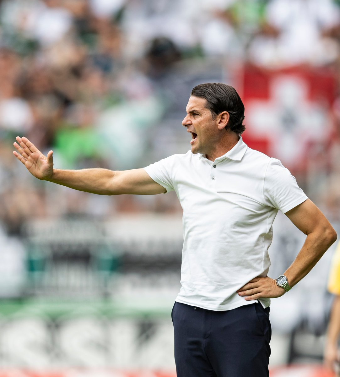 🗨 Seoane sobre el Bayer Leverkusen: Tienen un equipo con mucha calidad, tanto individualmente como en conjunto. Nuestro trabajo es llevar al campo las cualidades y disciplina necesarias para plantearles problemas.

#BMGB04