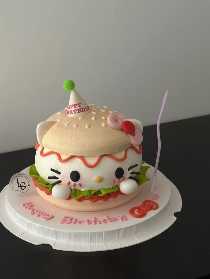 hello kitty hamburger cake
