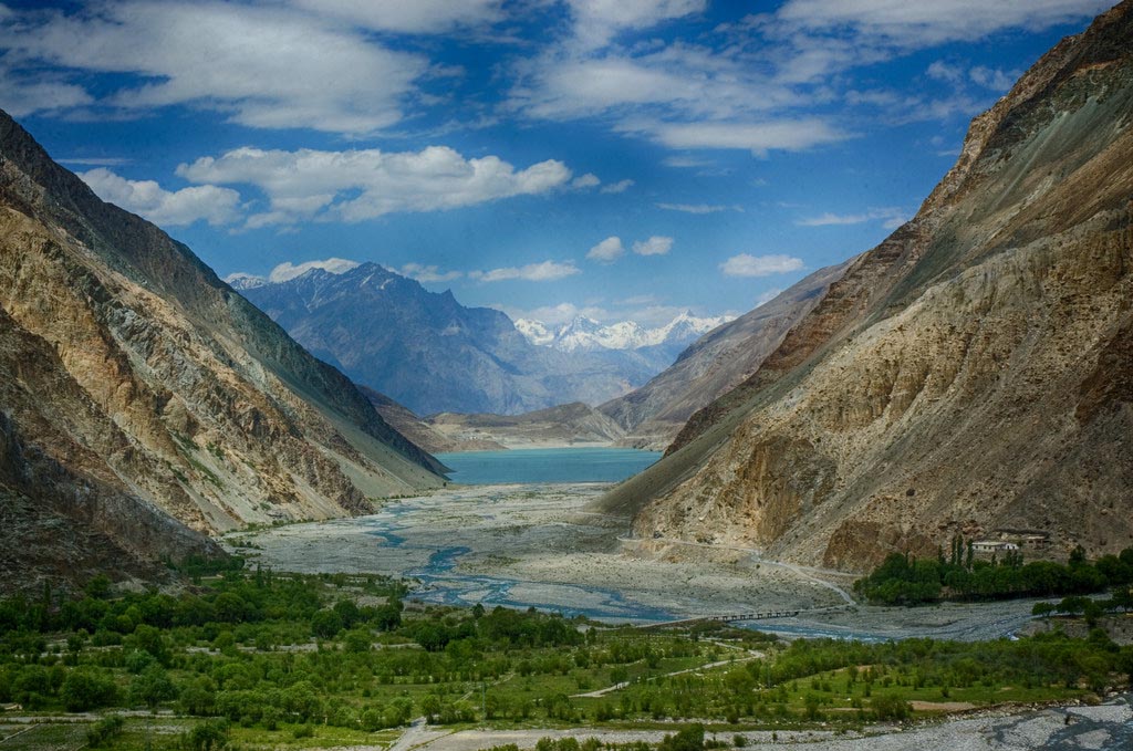 expolregb's tweet photo. 📍Skardu Peacful Heaven.
Pakistan’s northern areas will emerge as one of the popular tourist hotspots with the launch of international flight operations to Skardu.🥰🍁✨ https://t.co/S4a5daEQsH
