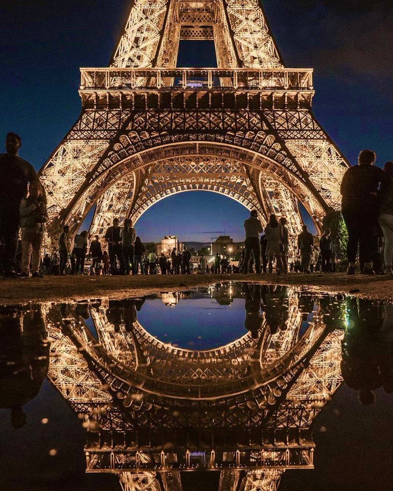 Eiffel Tower, Paris 🇫🇷