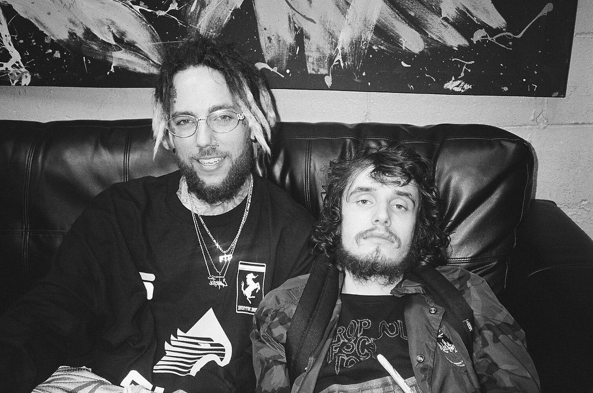 Leopardoblanc0's tweet photo. $B X Pouya 📸: @MaxDotBam
#suicideboys #g59 #g59records #grey59 #rubydacherry #scrim #pouya #maxbeck #maxdotbam https://t.co/aJNOVhBzgL