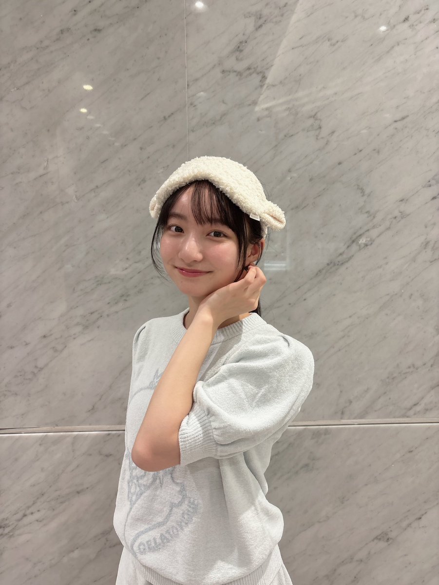 sari_shiratori's tweet photo. 8/27から19期研究生のWeverseが開始致します🫣💓
皆様とお話しする機会が増えてとても楽しみです！！よろしくお願いします🪽 https://t.co/DiY28gVsl6