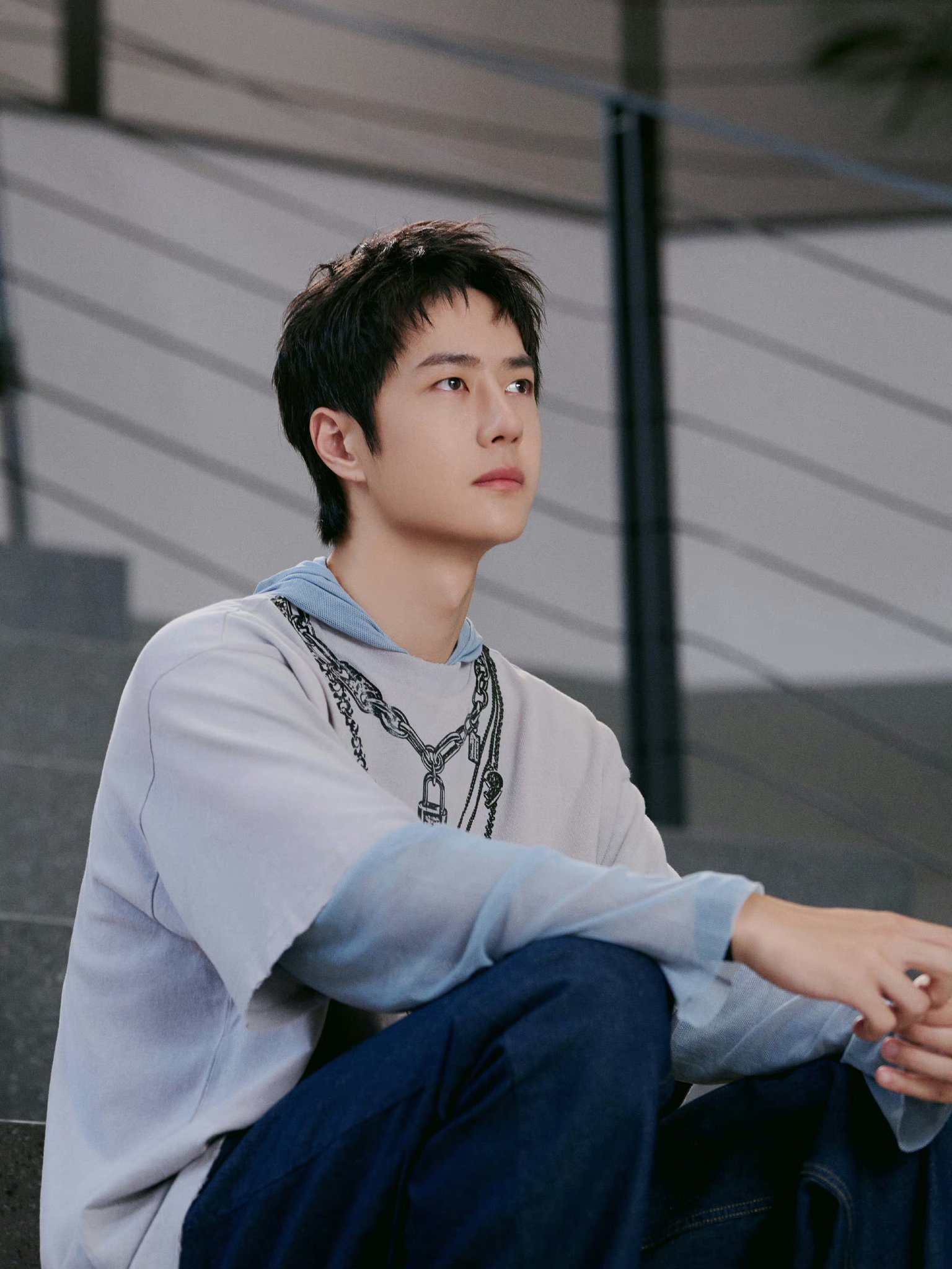 王一博　ワン・イーボー　Wang Yibo 公式　ペンライト　グッズ Amazon.co.jp: 王一博（ワン・イーボー）応援グッズ 応援棒 ペン