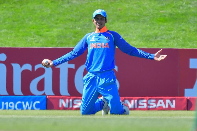 paras_srk's tweet image. Remember when @ShubmanGill made a 50 &amp;amp; 100 in his first 2 First Class matches? 

Then became #U19CWC 2018 POTM with 4 50+ scores in 5 innings? 

That’s the class from #ShubmanGill !!