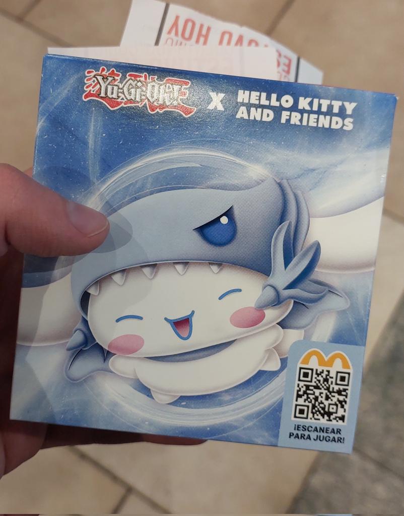 Twin_varrel's tweet image. THE CHILEMORRÓN IS REAAAAAAAL 🗣🗣🗣🔥🔥🔥

Era el único que quería conseguir de la colección #yugioh X #HelloKitty porque está bien Bomnito (Y Dragón Blanco &amp;gt;&amp;gt;&amp;gt;&amp;gt; todo)