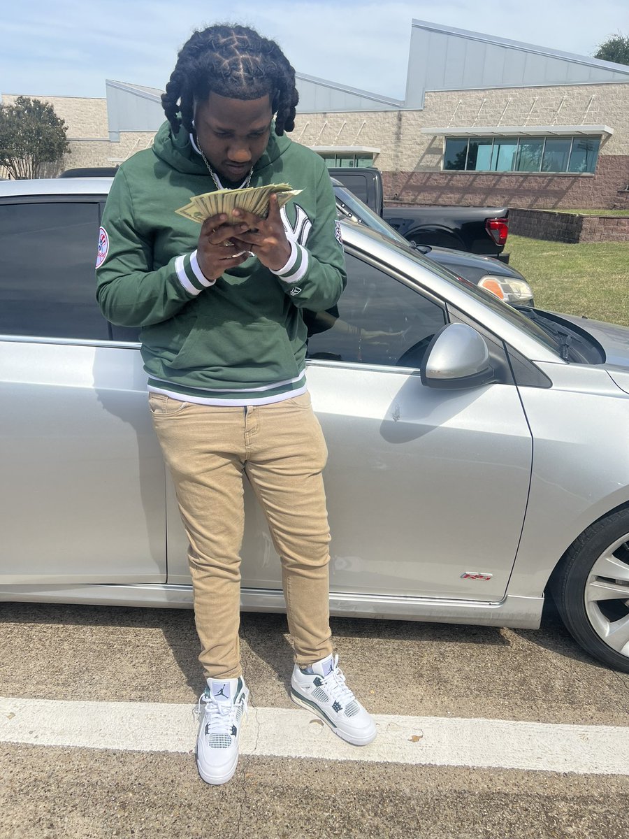 mrhimskiii's tweet image. 3700 ⛹🏾‍♂️⛹🏾‍♂️ #co25