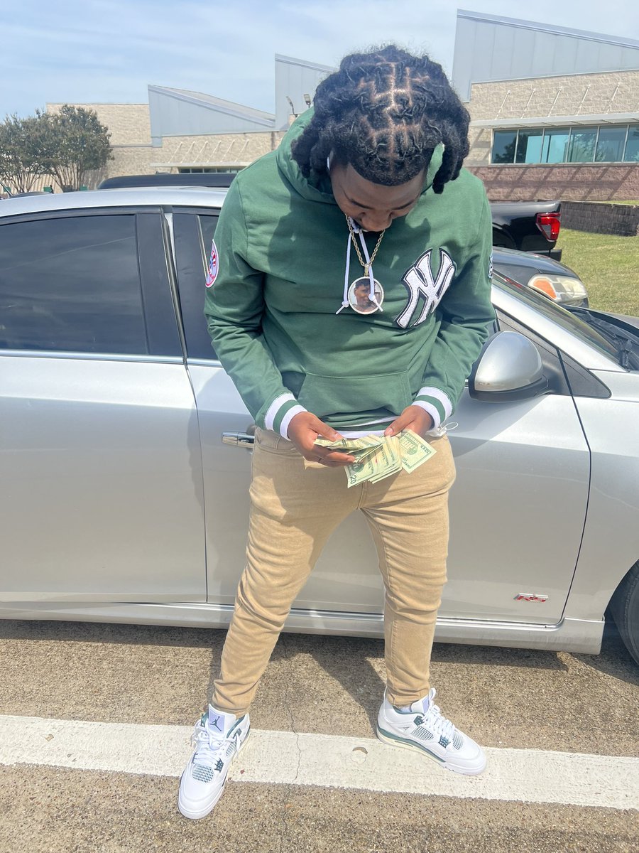 mrhimskiii's tweet image. 3700 ⛹🏾‍♂️⛹🏾‍♂️ #co25