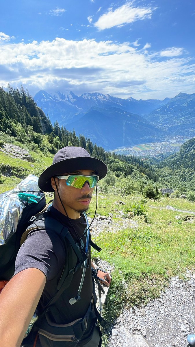 lavidadeclems's tweet photo. 🥾🏔️ https://t.co/0bcn3ZelBd