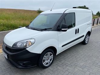 MickyyGall's tweet photo. HAVE YOU SEEN THIS VAN ?

One month on and still not heard anything from the police about my stolen van 😥😥😥 https://t.co/x1gcz8nqnN