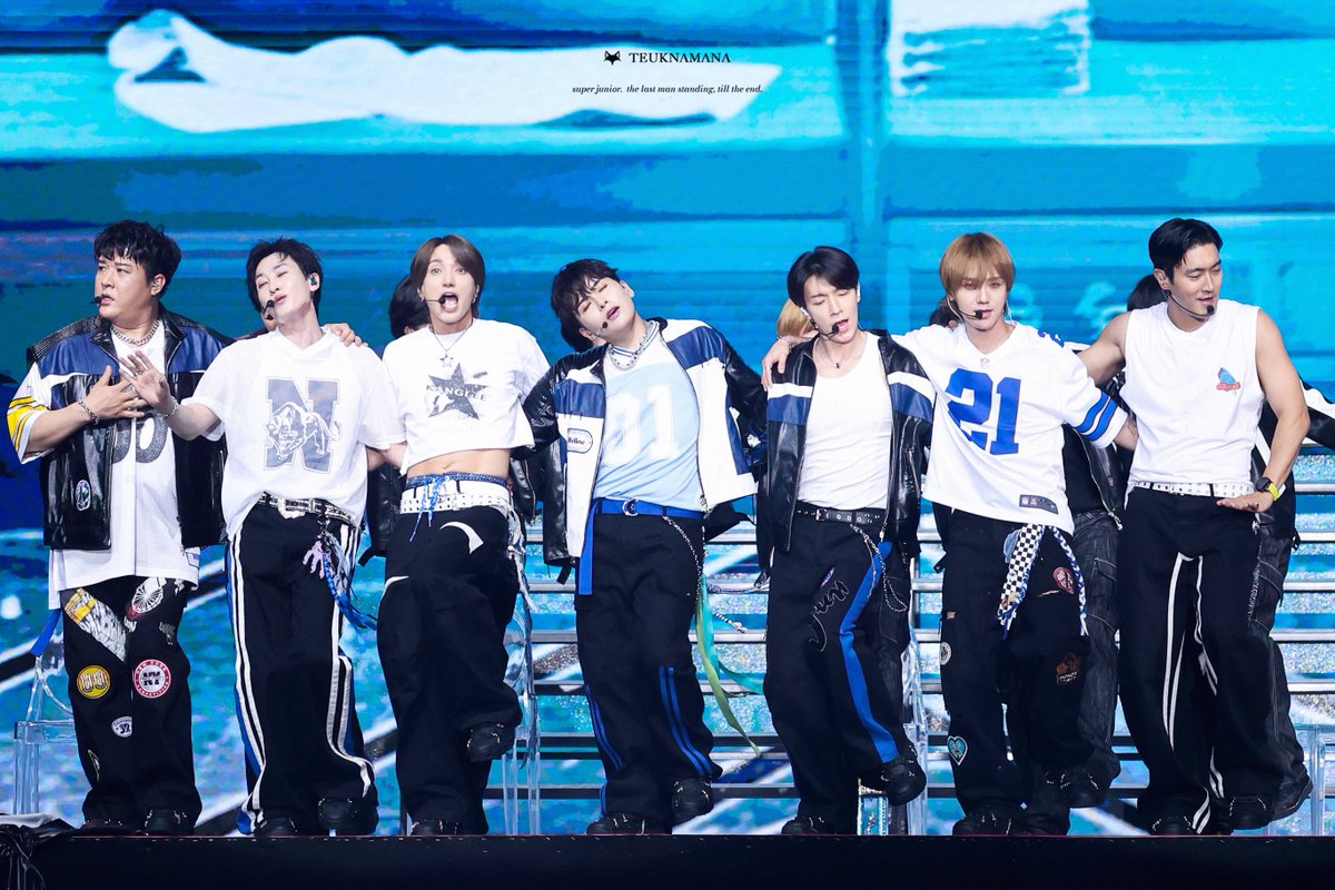 teuknamana's tweet photo. 🇹🇼｜240817｜SUPER SHOW SPIN-OFF：Halftime in TPE

빛나는 우리💙

@SJofficial 

#superjunior #슈퍼주니어 #leeteuk #yesung #shindong #eunhyuk #donghae #siwon #ryeowook #kyuhyun #이특 #예성 #신동 #은혁 #동해 #시원 #려욱 #규현 #supershow_spinoff_halftime #SSS_halftime https://t.co/tyZlrgWFu8
