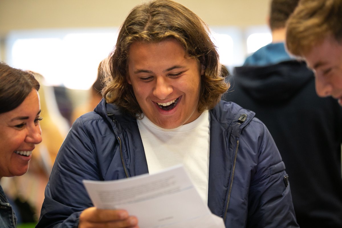 Becket Keys tweet media