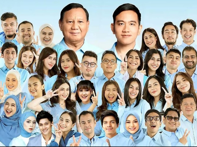 Bajingan² influencer ini juga harus ditangkap dan dimiskinkan, dia bagian dari Kelompok yang merampok dan makan Uang Rakyat❗
