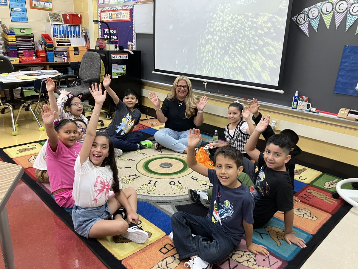 Dr. Lisa Carlos tweet media