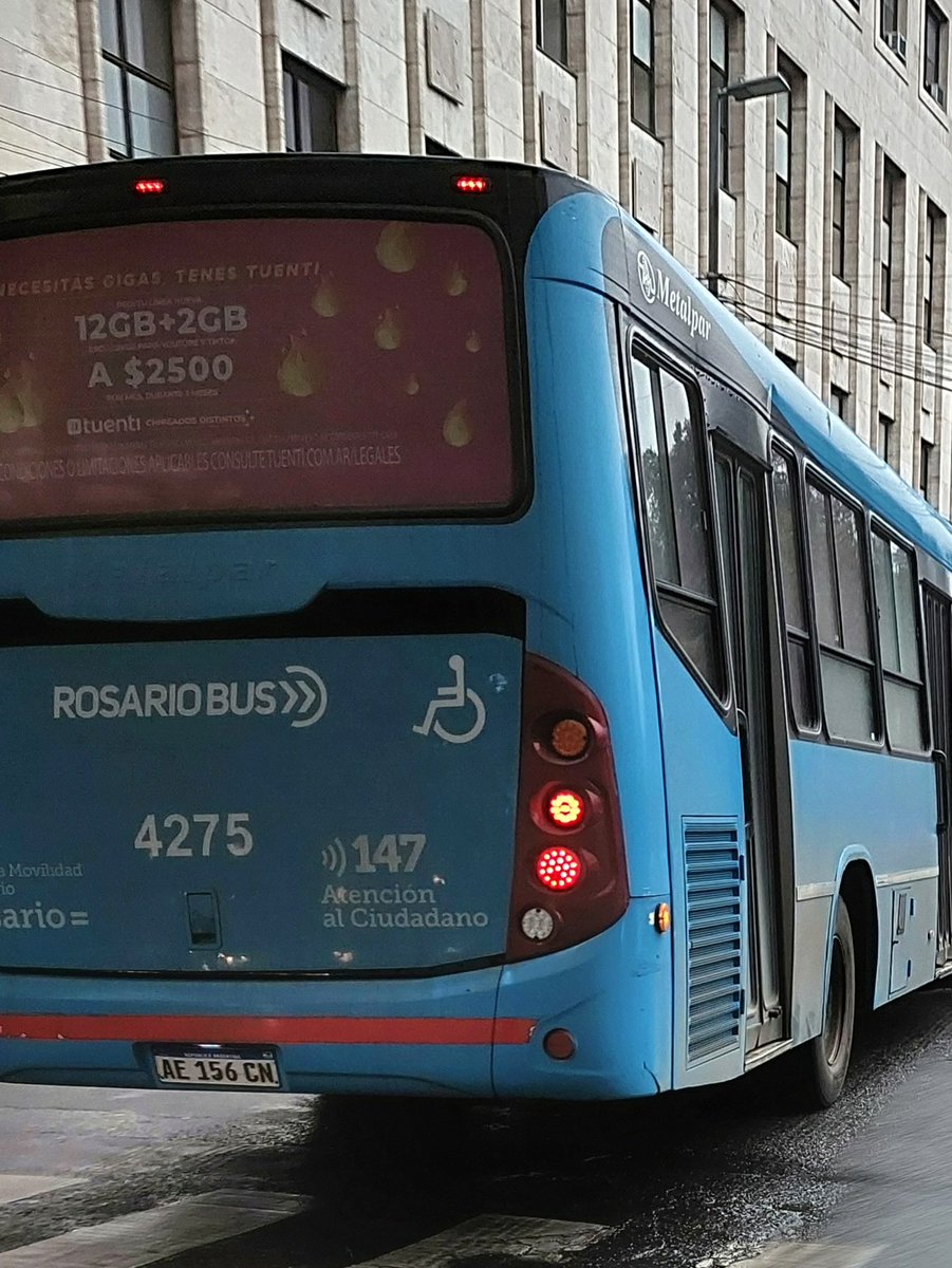 Línea 133/125 descendí 9:48 hs. Recorrido de 10'. Conducción violenta, micro frenadas repetidas, desaprensiva, fuera de todo respeto por los pasajeros. No es el unico caso, creen q transportan zapallos. <a href="/TransitoRos/">Tránsito Rosario</a> <a href="/MuniRosario/">Municipalidad de Rosario</a>