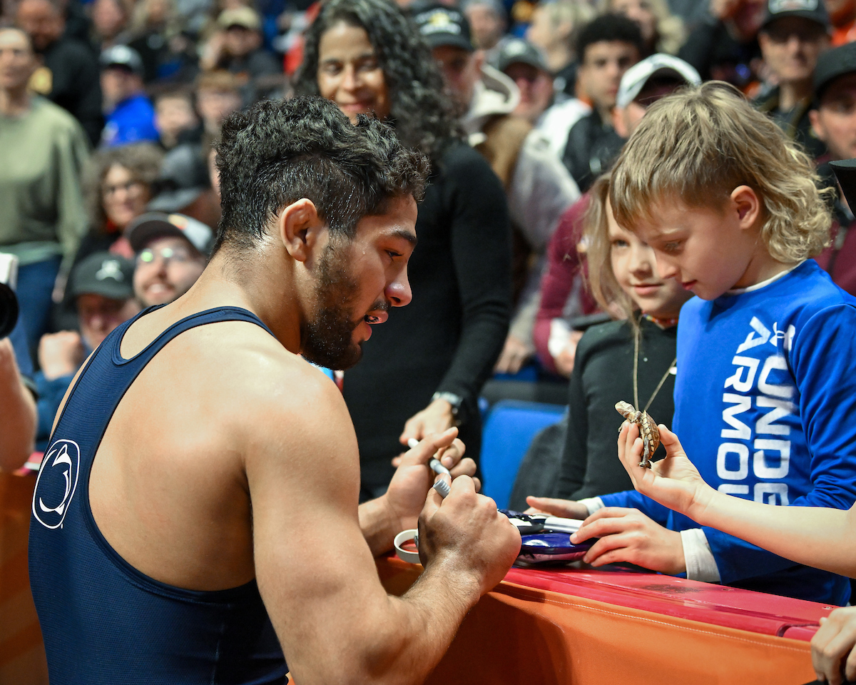 Let's go! 🔥
Shayne Van Ness, 2023 All-American, 3rd place at 149!
#PSUwr