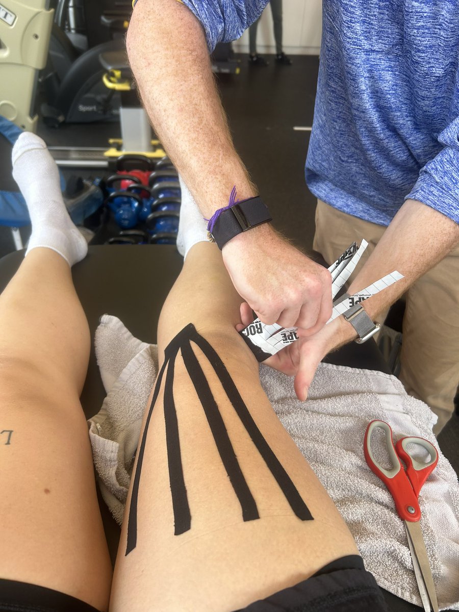 king elisabeth tweet media