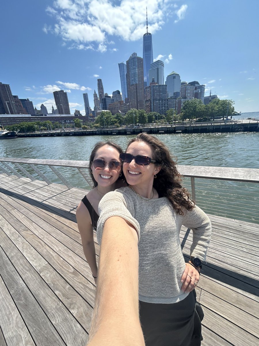 king elisabeth tweet media