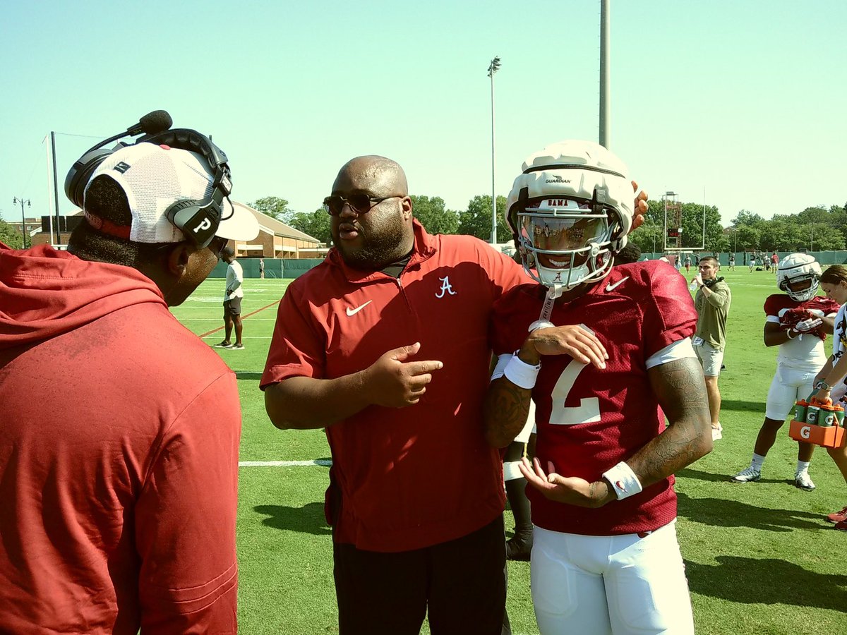 PlayerProMorgan's tweet photo. Love what you do, and the people you do it with! Roll Tide! https://t.co/ZW5hf7to2b