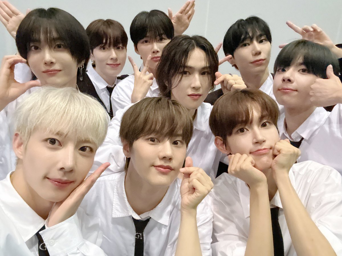 NINE_i_JP's tweet photo. 2024 #NINEi 1ST #ZEPP_TOUR #FANCON IN #JAPAN NINE.i PLANET #1 the EVOLUTION

DAY-2 in大阪📸

i.ENINのみなさんの応援が
#ナインアイ の大きな力になります❤️‍🔥

NEXT⏩
🗓8/22(THU)15:00/19:00
#ZEPP_NAGOYA
🎟️当日券あり
🔗 https://t.co/sQj3X2I8mE

#나인아이 #NINEi_ZEPP_TOUR https://t.co/9dL4FaqGD5