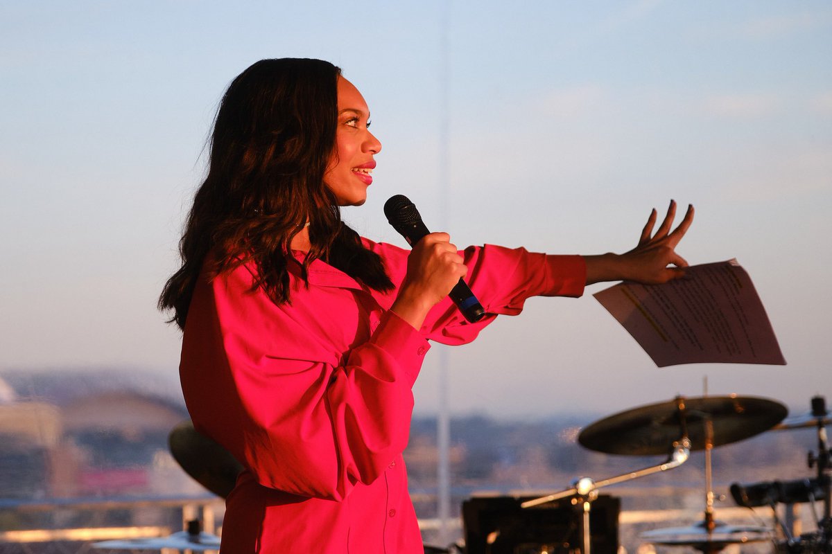 tyrahmajors's tweet image. A pleasure to emcee Seattle's celebration of the summer, 'Sunset Supper' at @pike_place Market!
 
It was more than just a great party...$684,519 was raised for the Pike Place @MktFoundation’s efforts to support the community.

@komonews #KOMONews