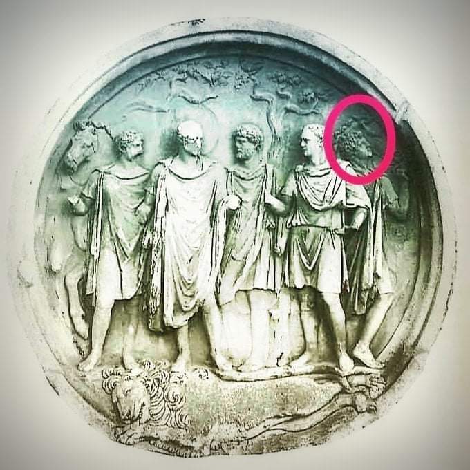 antinousgaygod's tweet photo. 🪷 On 21 Aug we commemorate the #LionHunt of #Hadrian/#Antinoos in Egypt in 130 AD when they slew a man-eating lion. #ConstantineArch Tondo portrait shows #Hadrian standing on the lion he slew in Egypt with #Antinous (likely at far right). Full report: https://t.co/ybgcjtuGs8 🪷 https://t.co/Tu5xHQK3Xg
